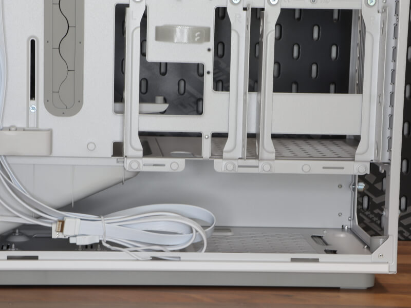 fractal-design-define-one-psu-mount.jpg.JPG
